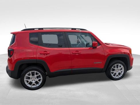 Used 2021 Jeep Renegade Latitude w/ Sun & Sound Group AWD/4WD image 13