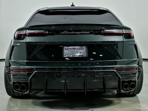 Used 2019 Lamborghini Urus image 11