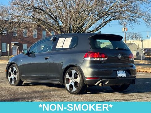 Used 2010 Volkswagen GTI 2-Door image 6