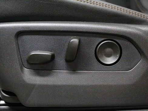 New 2026 GMC Sierra 1500 AT4 w/ AT4 Premium Package image 19