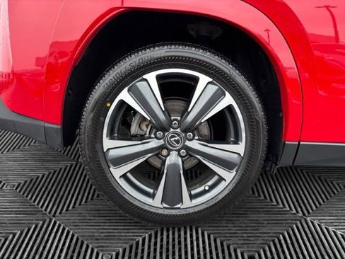 Used 2023 Lexus UX 250h AWD w/ Premium Package image 32
