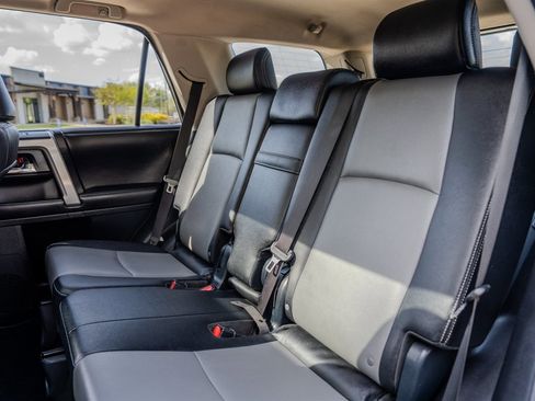 Used 2016 Toyota 4Runner SR5 Premium image 29