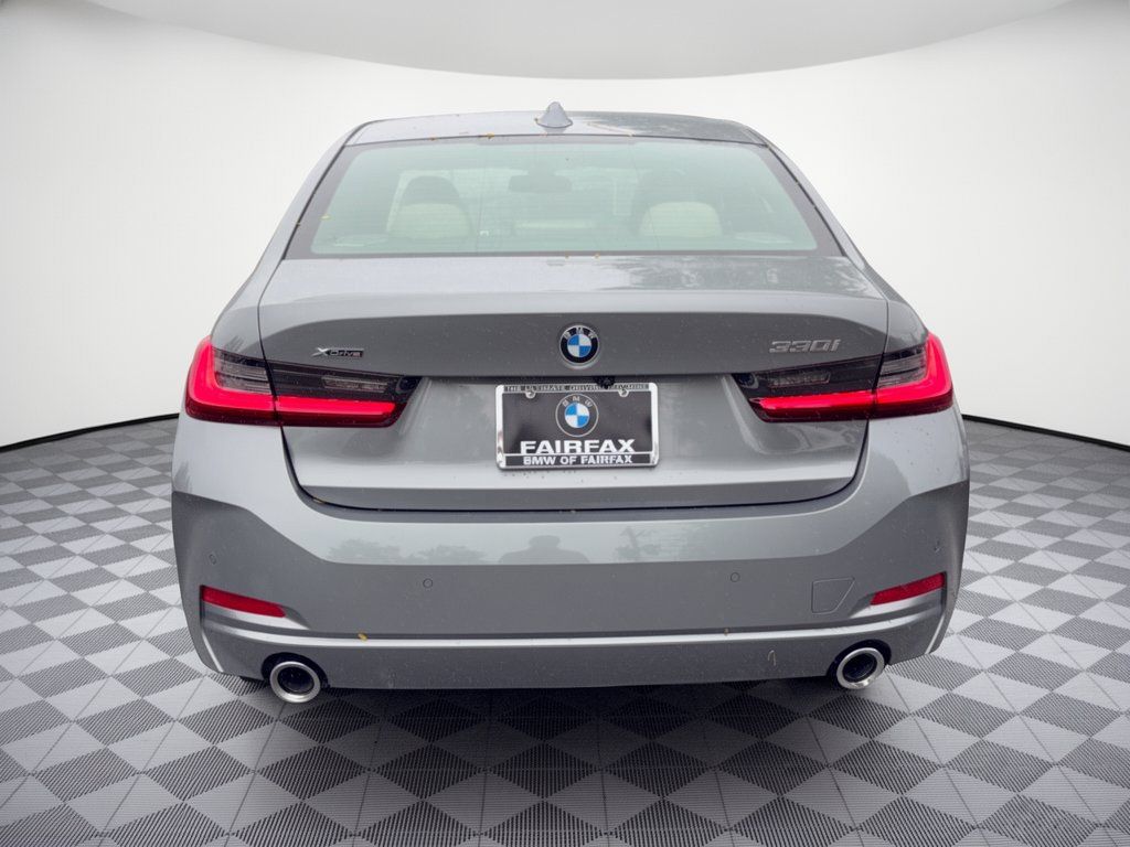 Certified 2023 BMW 330i xDrive Sedan w/ Premium Package AWD/4WD image 11