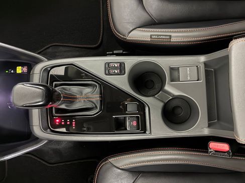 Certified 2025 Subaru Crosstrek 2.5i Limited w/ Crosstrek Mirror Package image 16