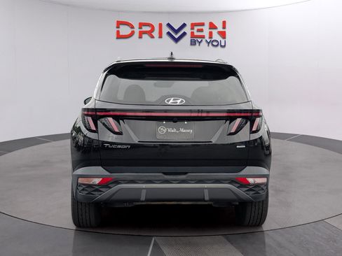 Used 2024 Hyundai Tucson Limited AWD/4WD image 4