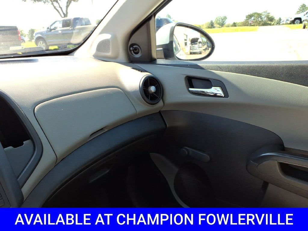 Used 2013 Chevrolet Sonic LS FWD image 20