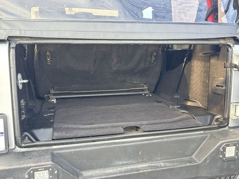 Used 2012 Jeep Wrangler Sport image 19