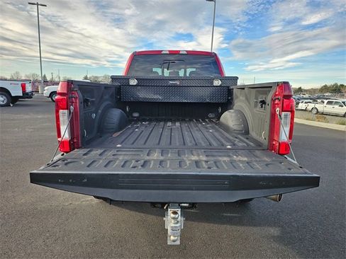 Used 2017 Ford F250 Lariat w/ Chrome Package image 30