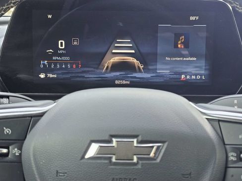 Used 2026 Chevrolet Traverse LT w/ Midnight/Sport Edition FWD image 28