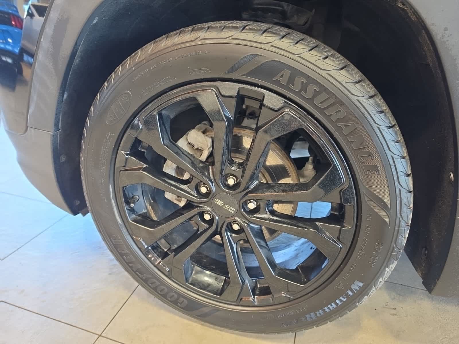Used 2020 GMC Terrain SLE w/ Driver Convenience Package FWD image 15