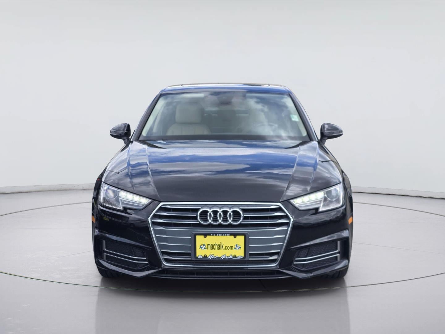Used 2018 Audi A4 2.0T Ultra Premium w/ Convenience Package FWD image 2