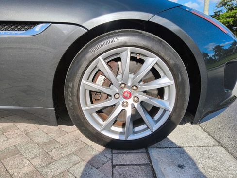 Used 2016 Jaguar F-TYPE Coupe RWD image 40