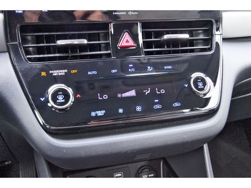 Used 2020 Hyundai Ioniq SEL image 28