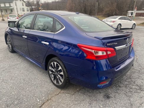 Used 2016 Nissan Sentra SR w/ SR Premium Package image 9