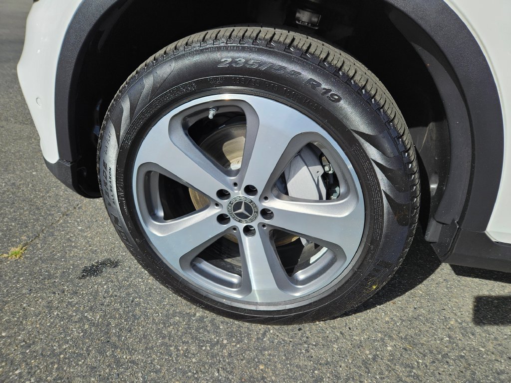 Used 2022 Mercedes-Benz GLC 300 4MATIC image 9