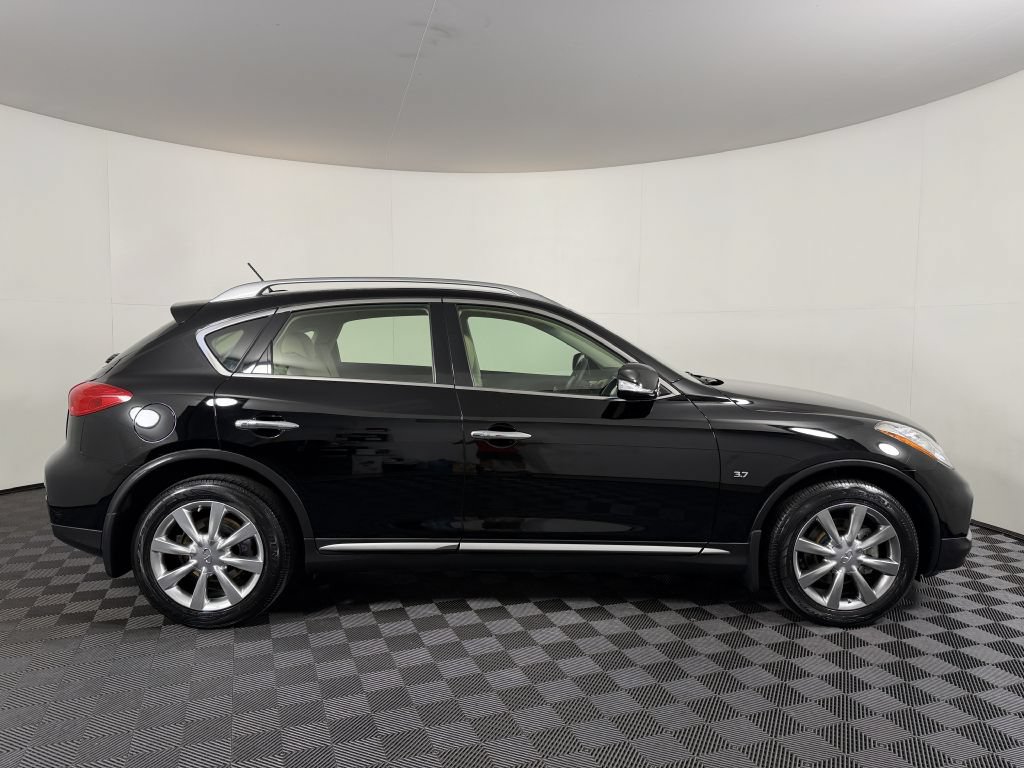 Used 2017 INFINITI QX50 AWD w/ Premium Package image 4