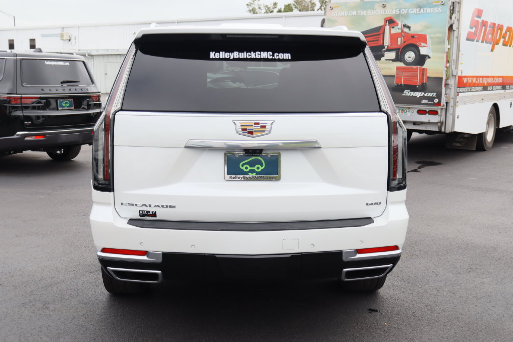 Certified 2025 Cadillac Escalade Premium Luxury w/ Touring Package AWD/4WD image 8
