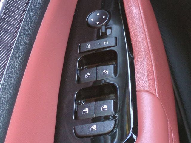 Used 2023 Kia Sportage SX FWD image 25