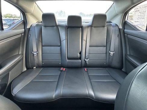 Certified 2023 Nissan Sentra SR w/ SR Premium Package image 24