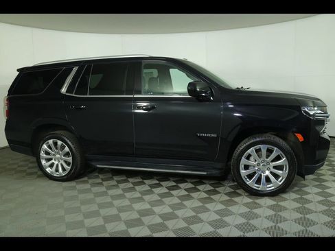 Used 2023 Chevrolet Tahoe LT image 2