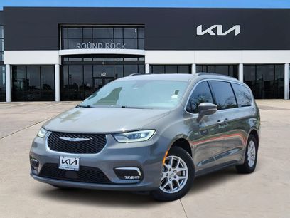Used 2022 Chrysler Pacifica Touring-L