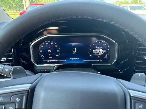 New 2026 Chevrolet Silverado 1500 RST w/ Redline Edition AWD/4WD image 16