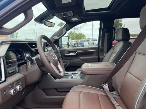 New 2026 GMC Sierra 2500 Denali w/ Denali Reserve Package AWD/4WD image 7