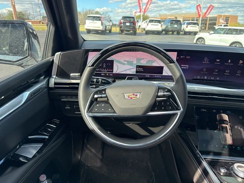 Used 2026 Cadillac Escalade Sport w/ Touring Package image 33