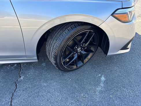 Used 2023 Honda Civic Sport image 33