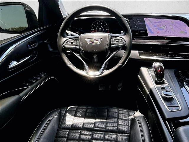 Certified 2023 Cadillac Escalade ESV V AWD/4WD image 7