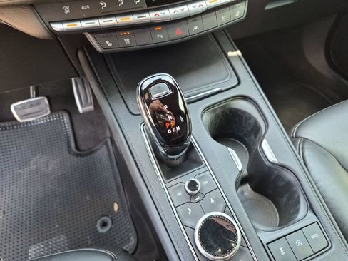 Used 2023 Cadillac XT4 Sport FWD image 31