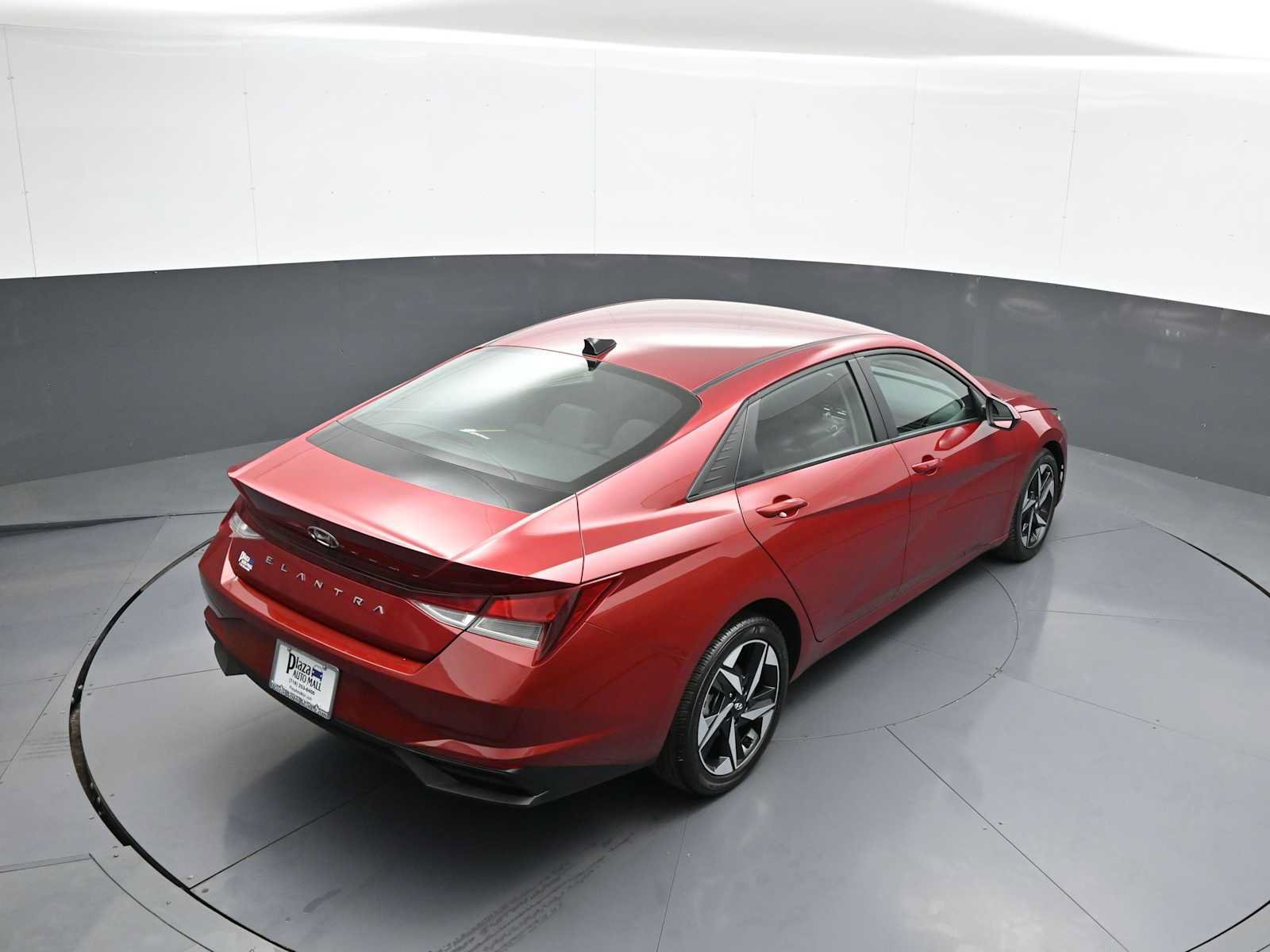 Certified 2023 Hyundai Elantra SEL w/ Convenience Package FWD image 35