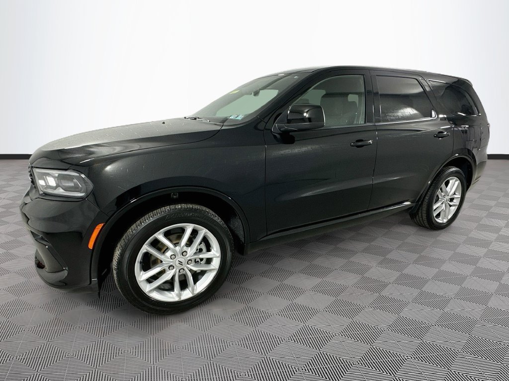 Certified 2025 Dodge Durango GT w/ Trailer Tow Group IV AWD/4WD image 4
