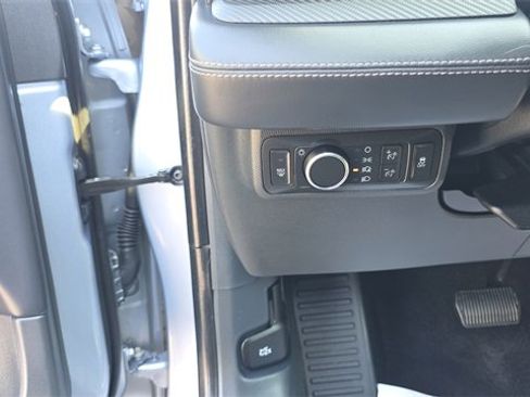 Used 2022 Ford Mustang Mach-E Premium image 24