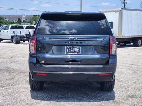Used 2022 Chevrolet Tahoe Z71 w/ Luxury Package AWD/4WD image 6