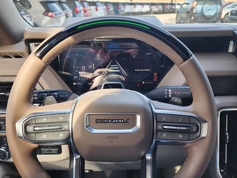 New 2026 GMC Yukon Denali w/ Denali Reserve Package image 19