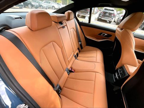 Certified 2025 BMW 330i Sedan RWD image 19