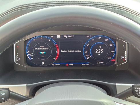 Used 2021 Volkswagen Atlas Cross Sport SEL R-Line image 30