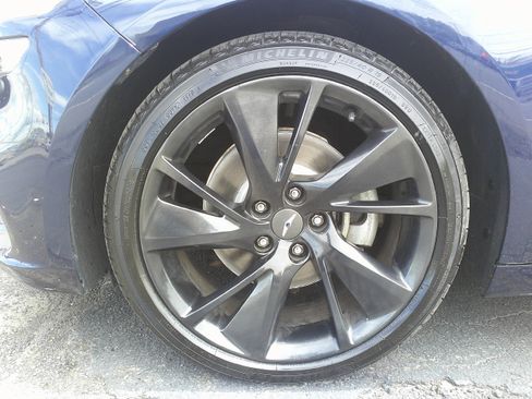 Used 2023 Genesis G70 2.0T w/ Sport Prestige Package AWD/4WD image 21