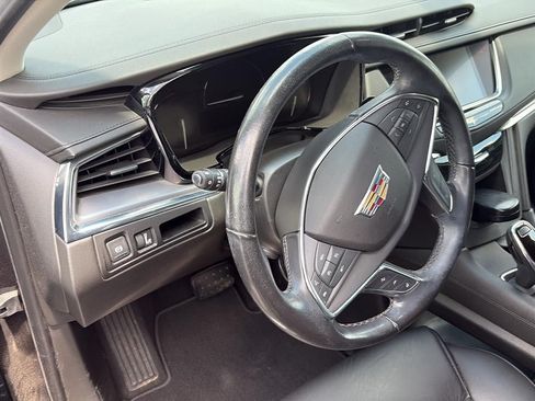 Used 2019 Cadillac XT5 Luxury AWD/4WD image 13