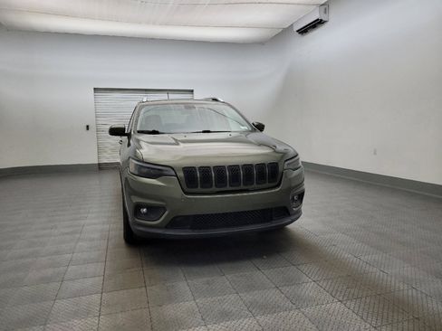 Used 2019 Jeep Cherokee Latitude Plus image 14