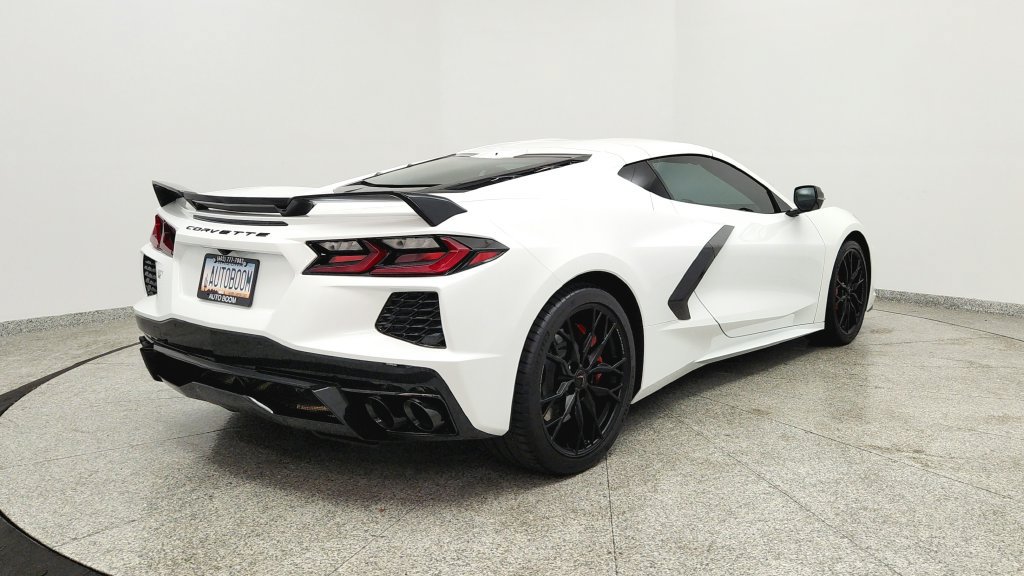 Used 2023 Chevrolet Corvette Stingray Premium Cpe w/ Z51 Performance Package RWD image 5