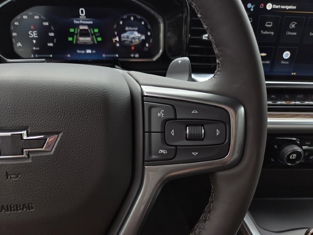 New 2026 Chevrolet Silverado 1500 RST w/ Redline Edition AWD/4WD image 26