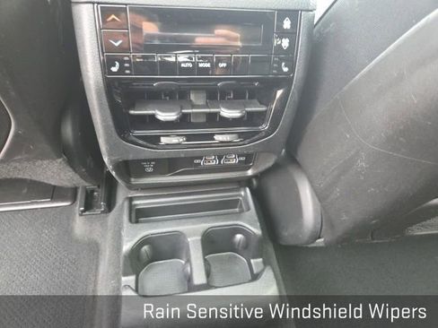 Used 2024 Jeep Grand Cherokee L Limited w/ Luxury Tech Group II image 54