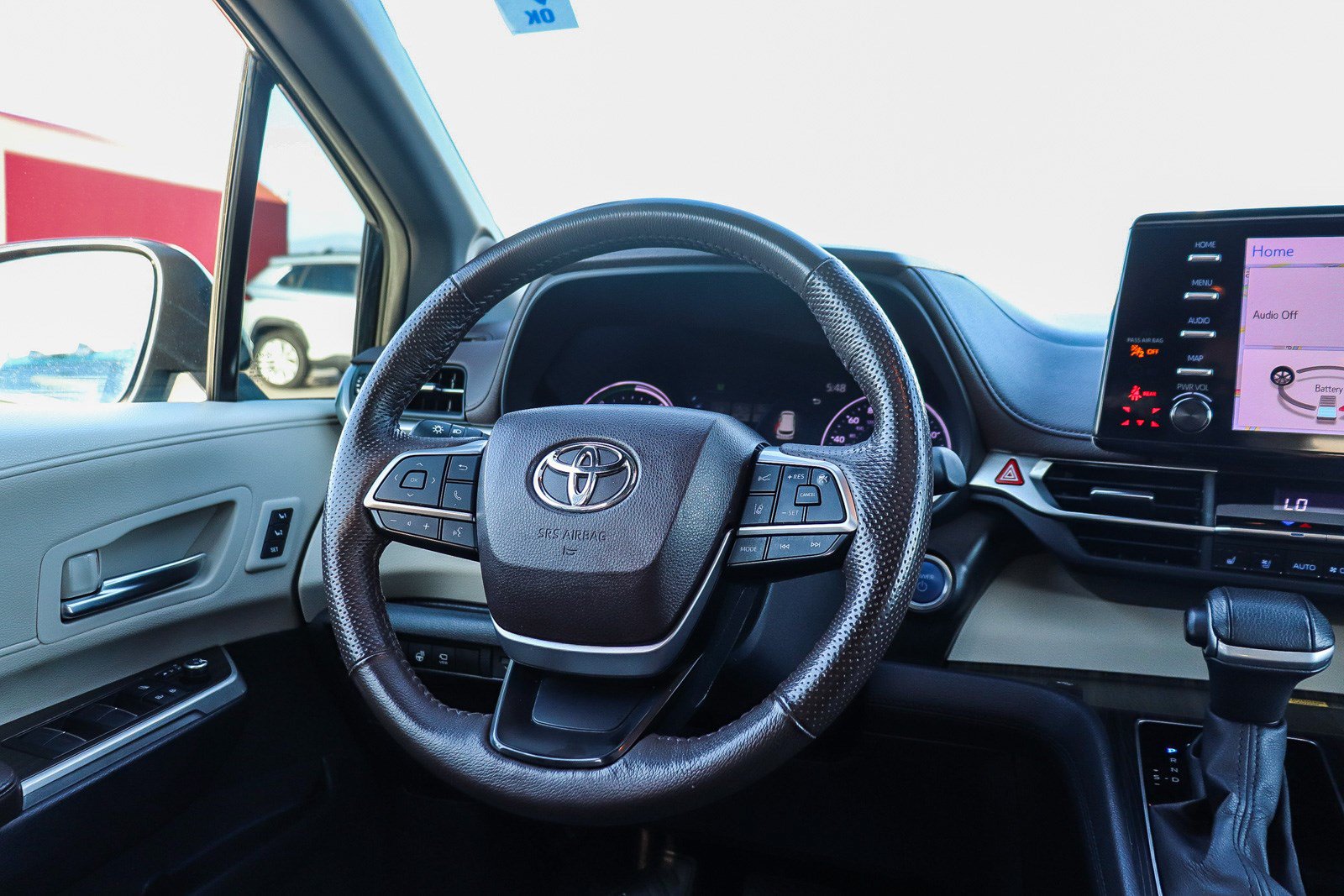 Certified 2024 Toyota Sienna Platinum AWD/4WD image 15