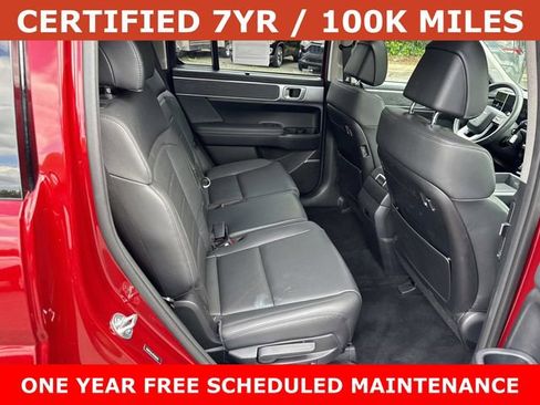 Used 2025 Hyundai Santa Fe Limited AWD/4WD image 11