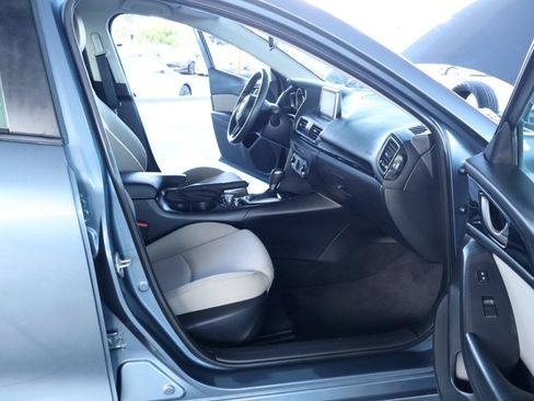 Used 2015 MAZDA MAZDA3 i Sport FWD image 34