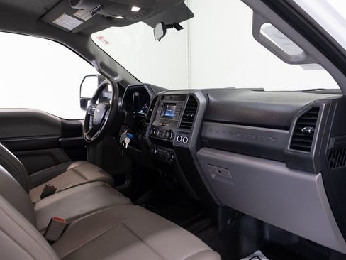 Used 2019 Ford F350 XL w/ Power Equipment Group image 19