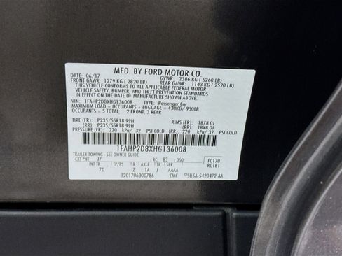 Used 2017 Ford Taurus SE image 39