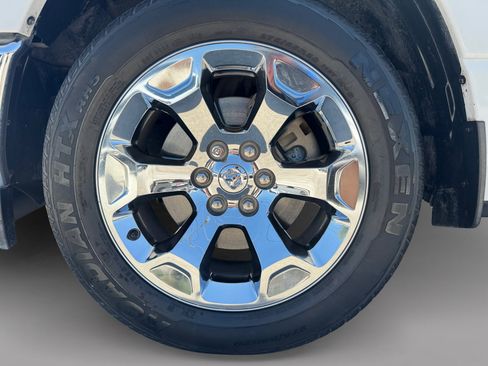 Used 2021 RAM 1500 Lone Star RWD image 9